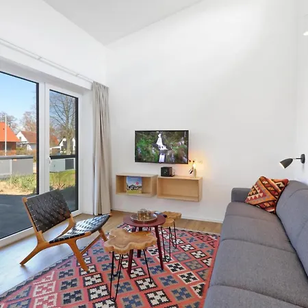 2 Bedroom Gorgeous In Lembruch-duemmer *