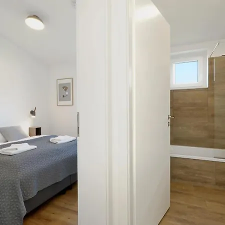 2 Bedroom Gorgeous In Lembruch-duemmer